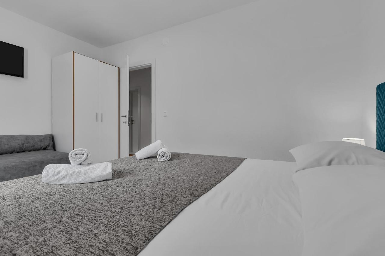 Appartement Rafael à Makarska Extérieur photo
